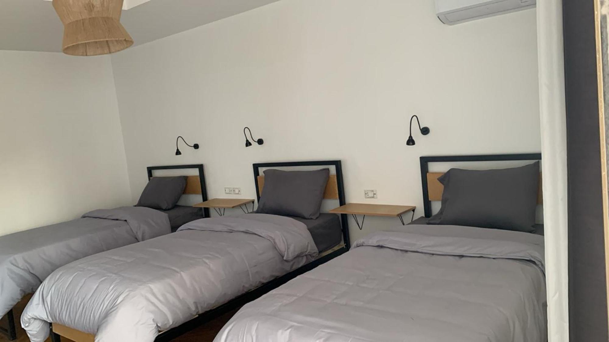 Pyramids Nights Hostel Kafrat al Jabal Exterior foto