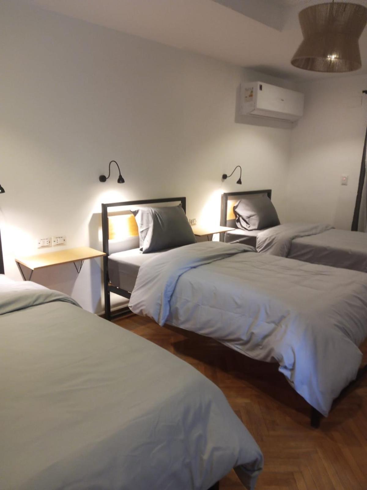Pyramids Nights Hostel Kafrat al Jabal Exterior foto